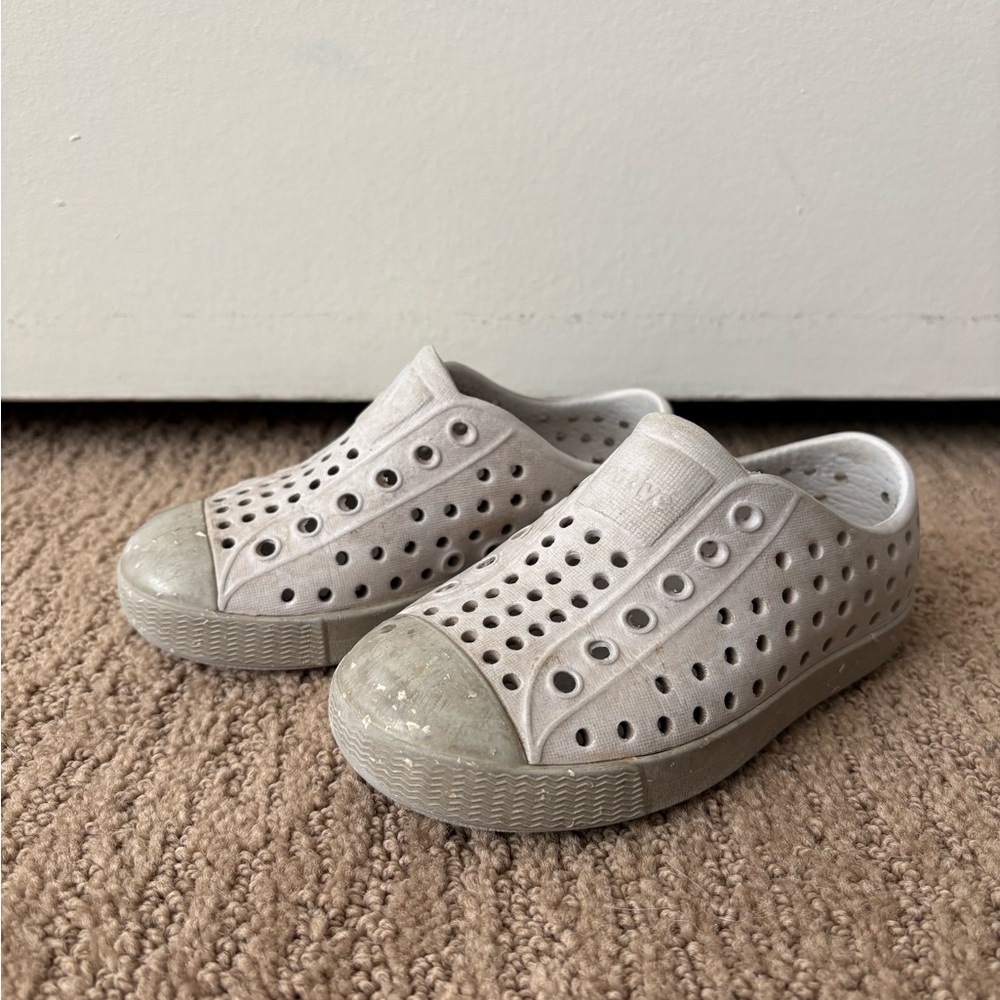 Kids Lightweight Slip-On Shoes - Light Gray